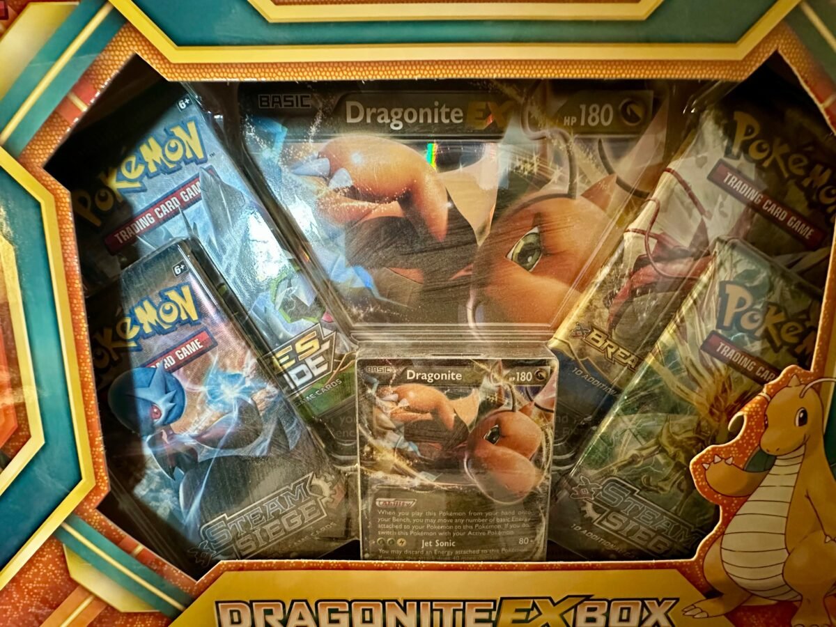 Pokemon Dragonite EX Collection Box - Image 2